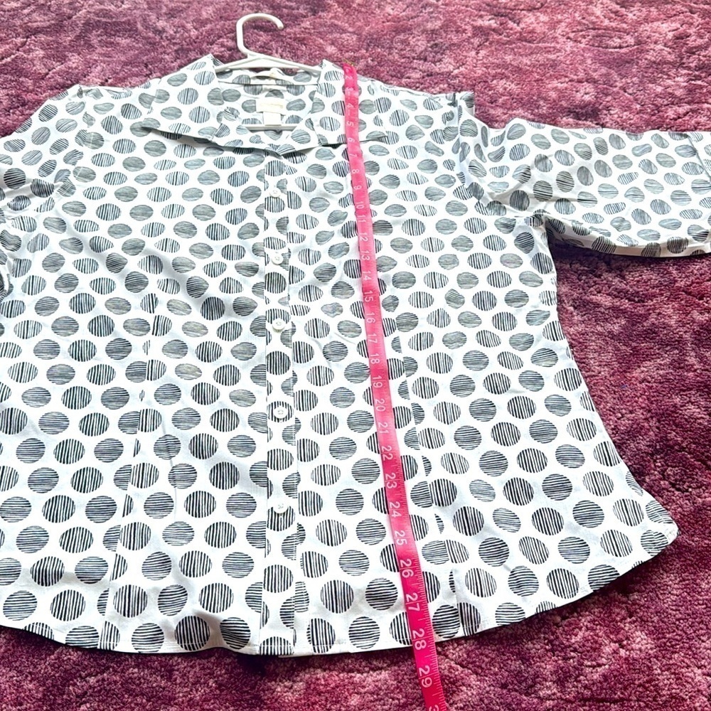 NWOT Chicos Polka Dot Button-Up No Iron Cotton Blouse size 3 / 16 - Picture 6 of 7